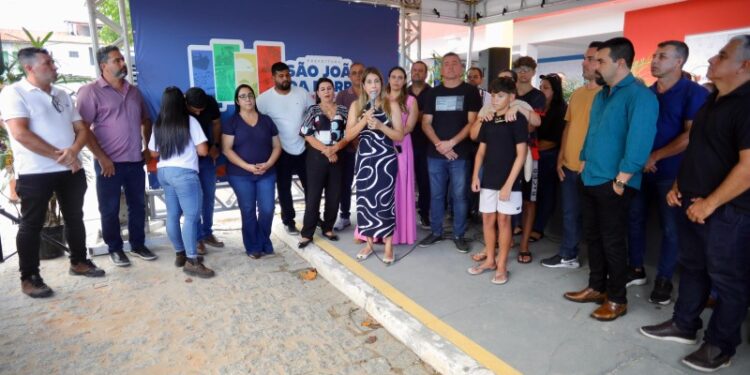 Carla Caputi reinaugura ESF Nova SJB