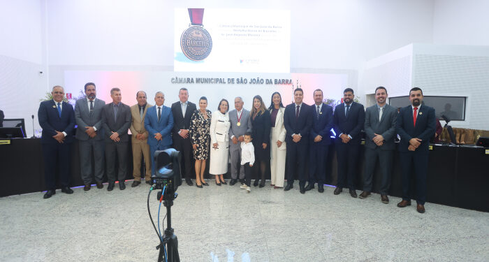 Legislativo concede Títulos de Cidadania e homenageia Cuíca com a Medalha Barão de Barcelos
