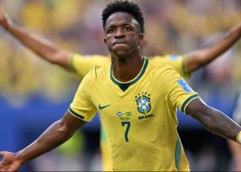 Brasil domina Escócia, vence e avança na Copa do Mundo como líder do grupo