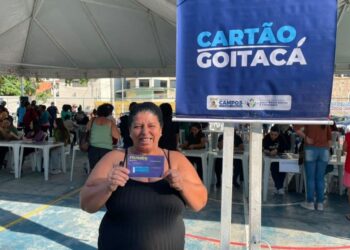 Cartão Goitacá: Beneficiários de inicial A são atendidos na Praça Rosário do Saco