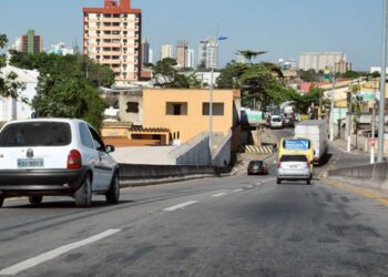Prefeitura orienta motoristas sobre rotas alternativas durante horários de interdição da Ponte Leonel Brizola